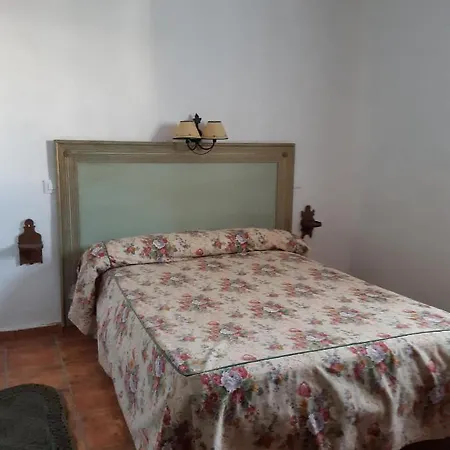 Holiday home El Aleznal Trujillo