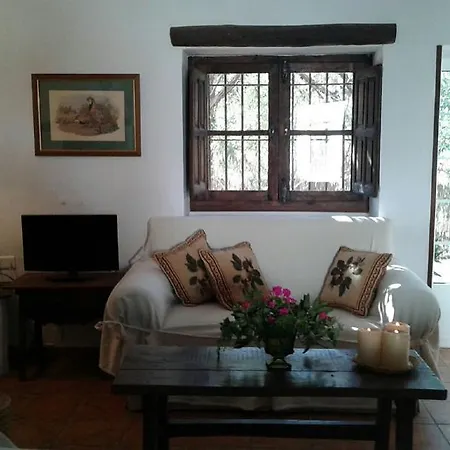 El Aleznal Holiday home