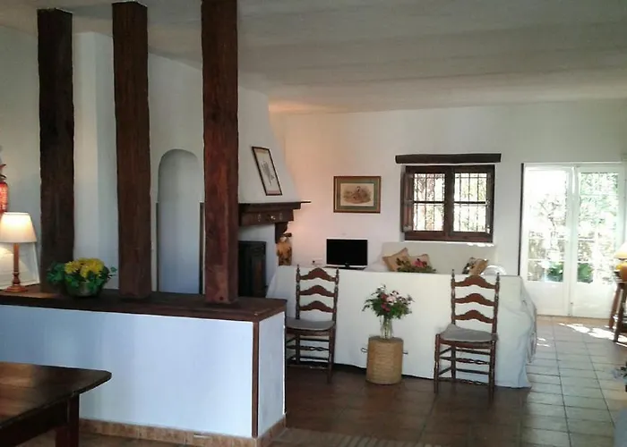 Holiday home El Aleznal