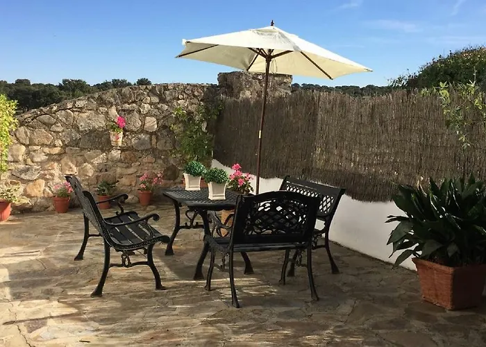 El Aleznal Holiday home